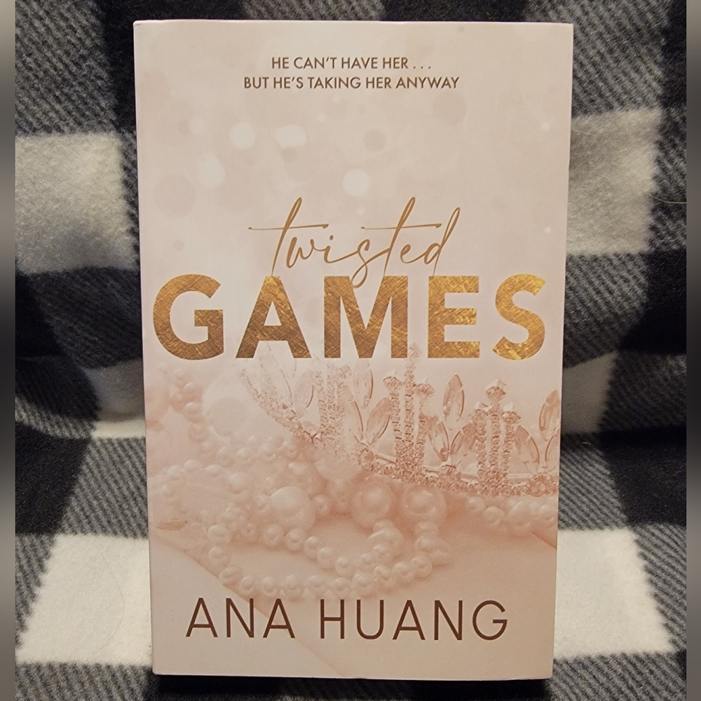 TWISTED GAMES BOOK 2 - BY ANA HUANG